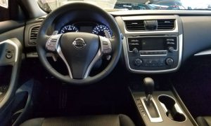 Phone, GPS and Tablet Mounts for a Nissan Altima