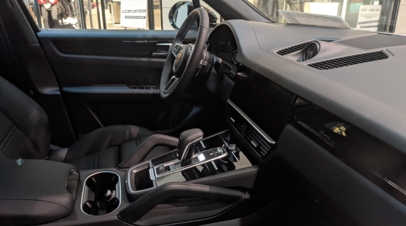 Porsche Cayenne interior phone mount locations