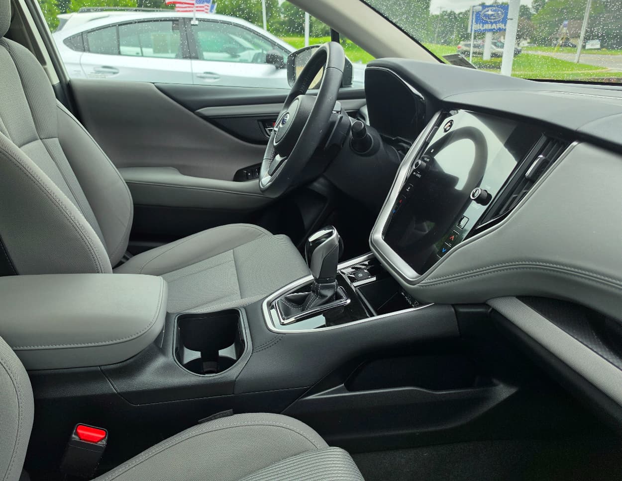 Subaru Legacy Subaru Legacy interior with phone mount installed