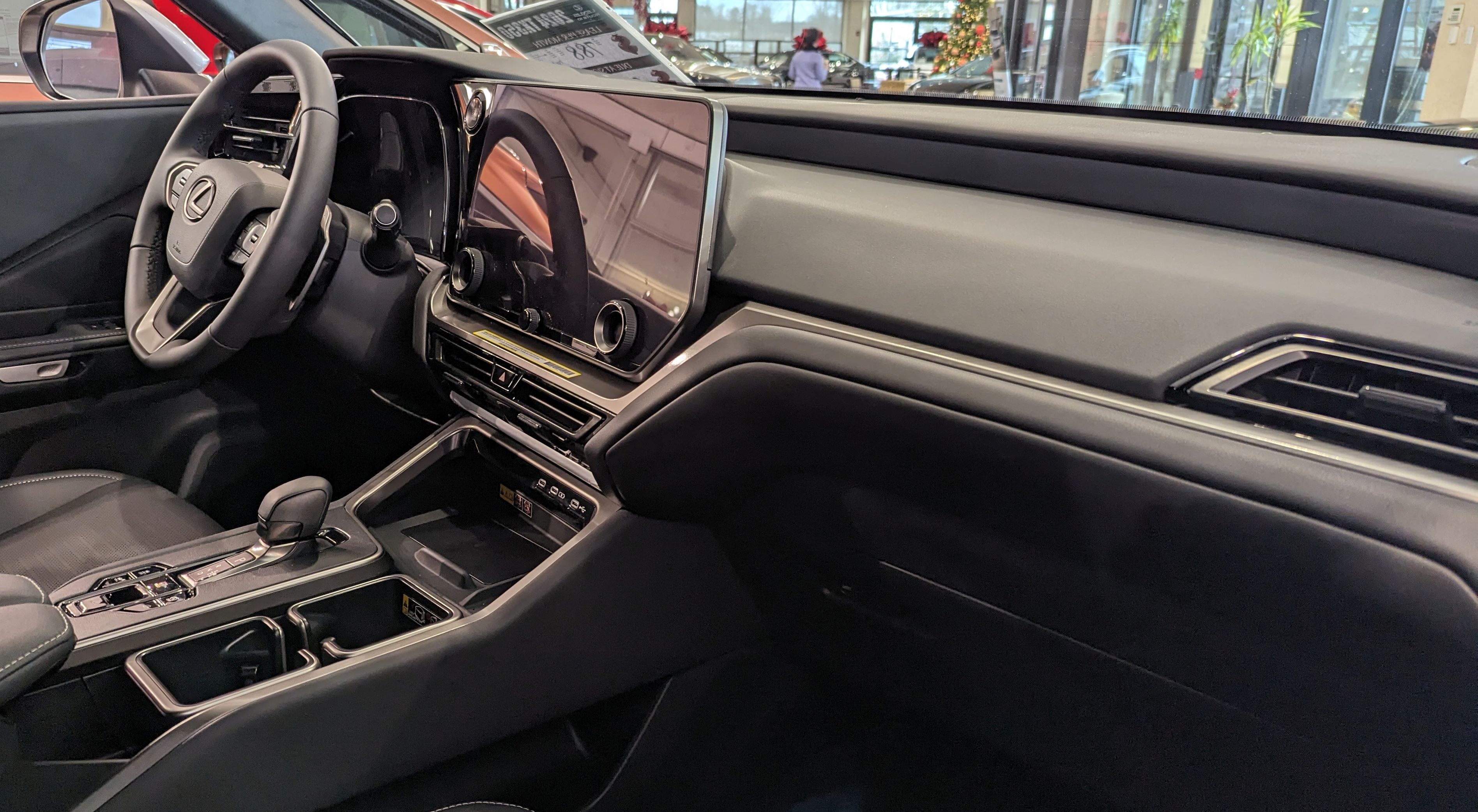 Lexus TX 350 Interior Lexus TX phone mount interior options for the 14-inch center display and dashboard layout