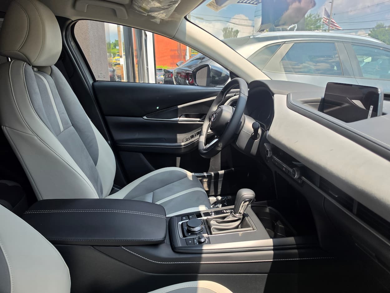 Mazda CX 30 Interior Mazda CX-30 interior phone mount locations