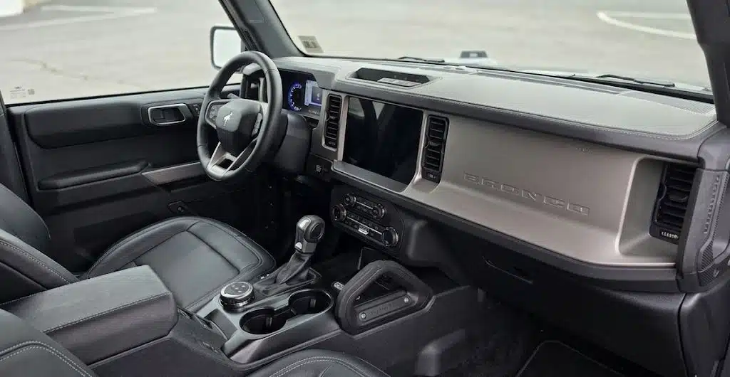 Ford Bronco Interior.jpg Ford Bronco interior showing dashboard and center console mounting areas