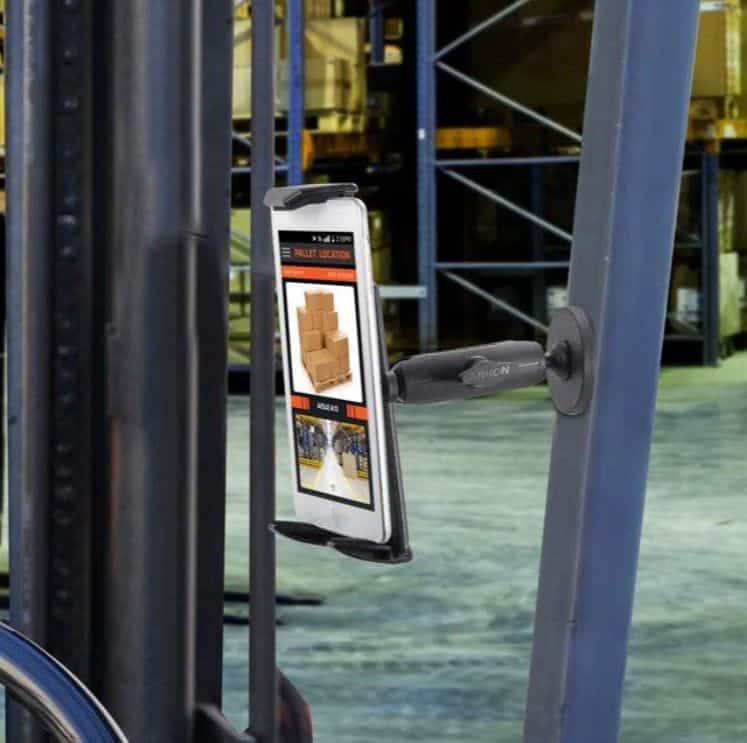 Arkon Magentic tablet mount