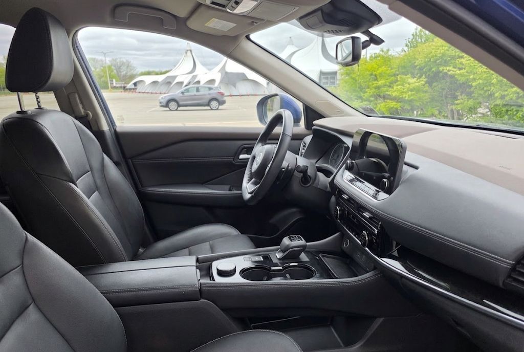 Interior of Nissan Rogue showing possible phone mount locations