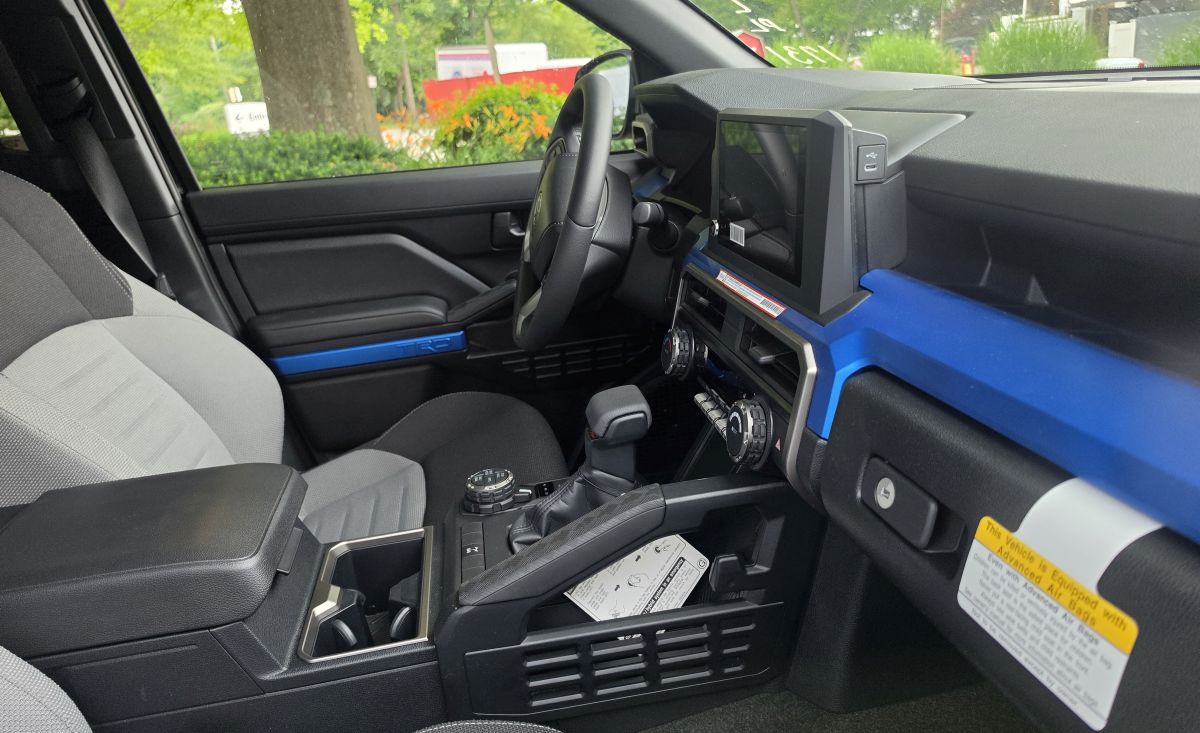 Toyota 4runner Interior Toyota 4Runner interior dashboard showing phone mount locations