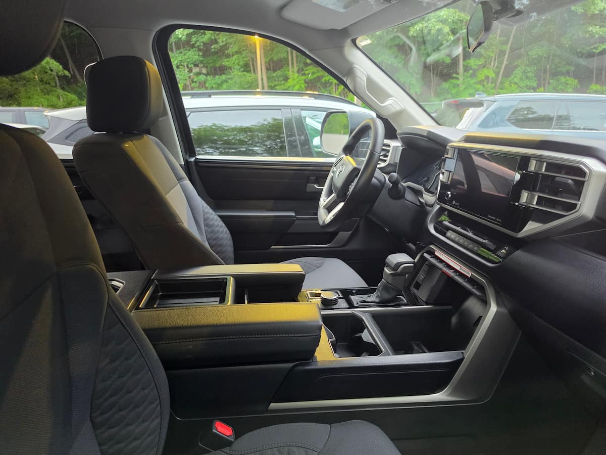 Toyota Tundra phone mount locations