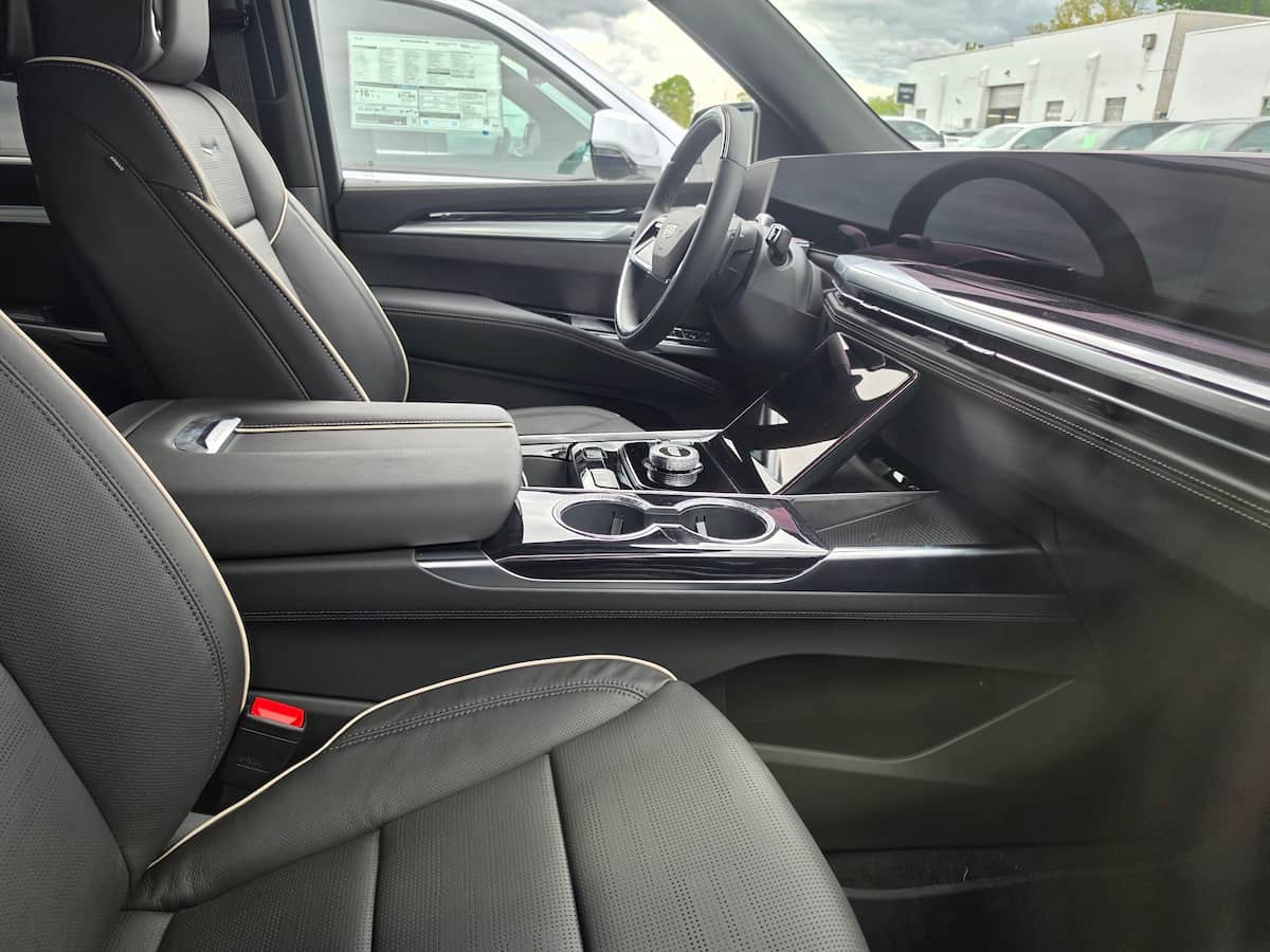 Cadillac Escalade 2026 Cadillac Escalade phone mount placement options with 55-inch Horizon Display and center console cup holders