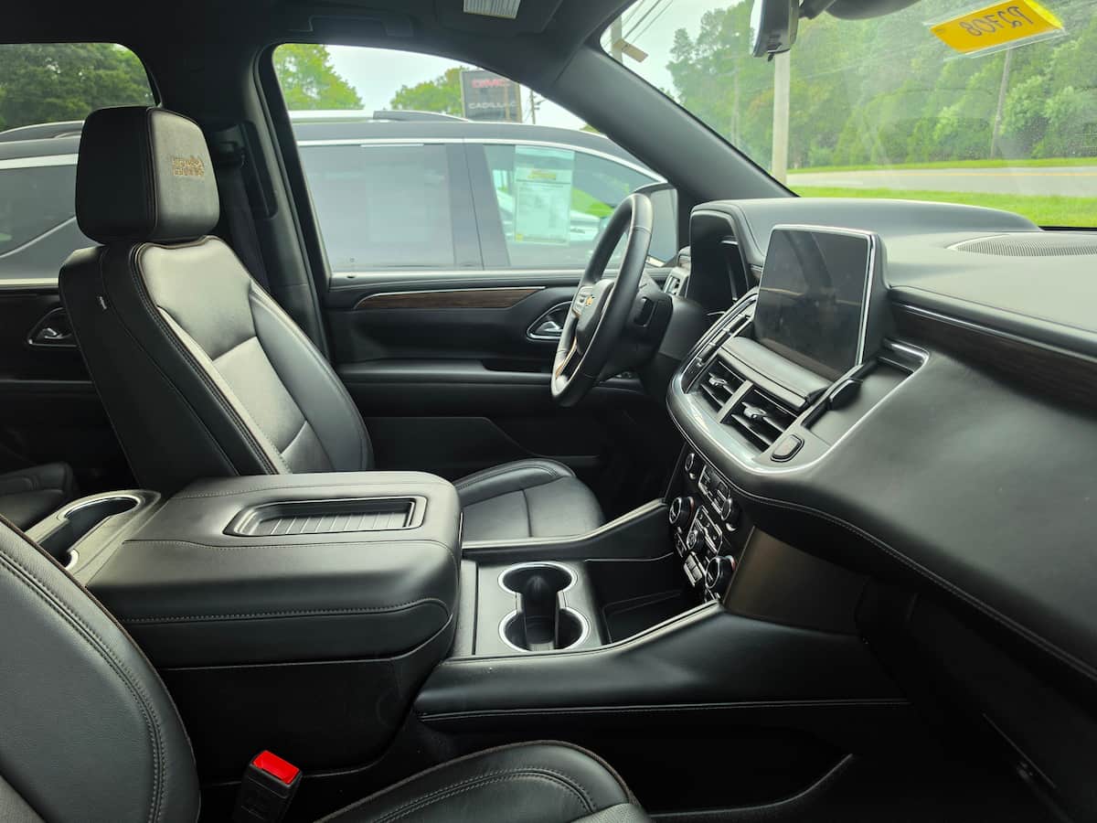 Chevy Suburban phone mount placement