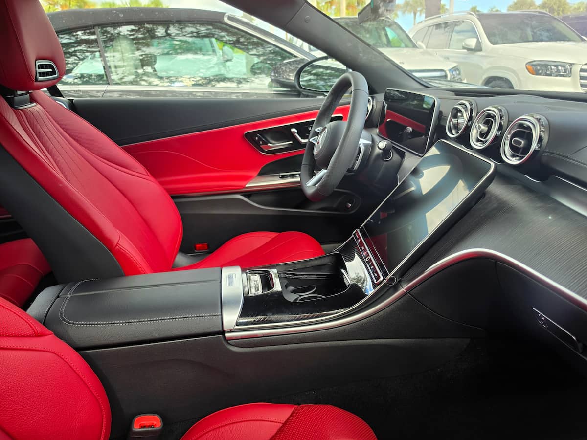 Mercedes CLE Interior Mercedes-Benz CLE phone mount options